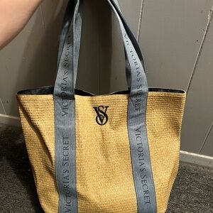NWT Victorias Secret tote.